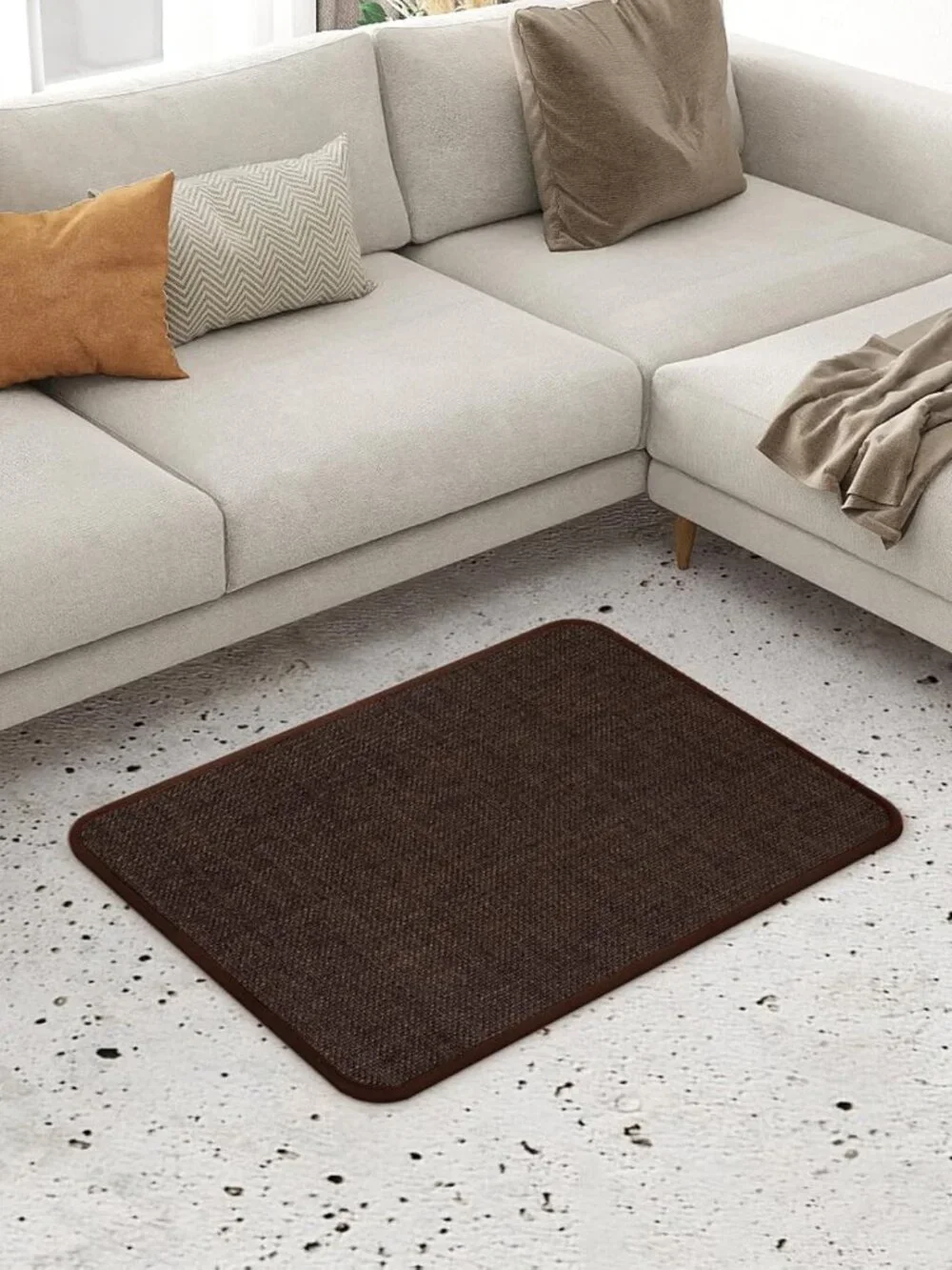 Bathroom Rug, Absorbent Bath Mat, Quick Dry, Non-Slip, 17x24 Inch, Brown
